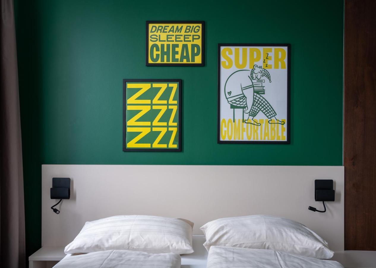 Sleeep Hotel 安斯菲尔登 外观 照片